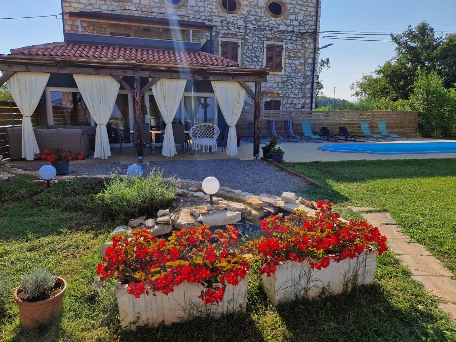 Villa Makale Umag Exterior foto